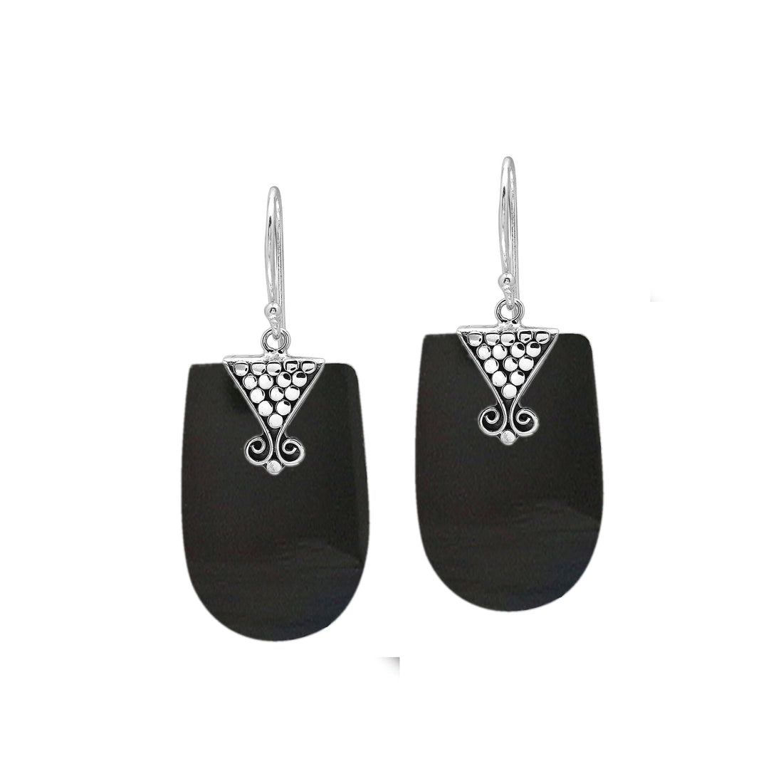 AE-1215-SHB Sterling Silver Earring With Black Shell Jewelry Bali Designs Inc 